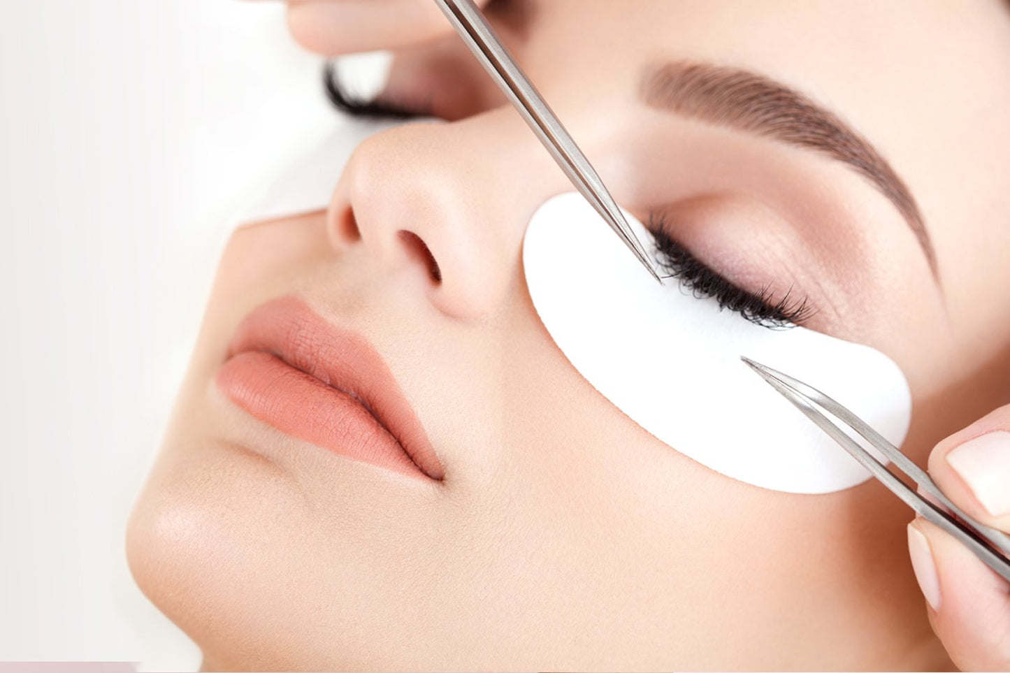Eyelashes Extensions Classes - beautygiantusa.com
