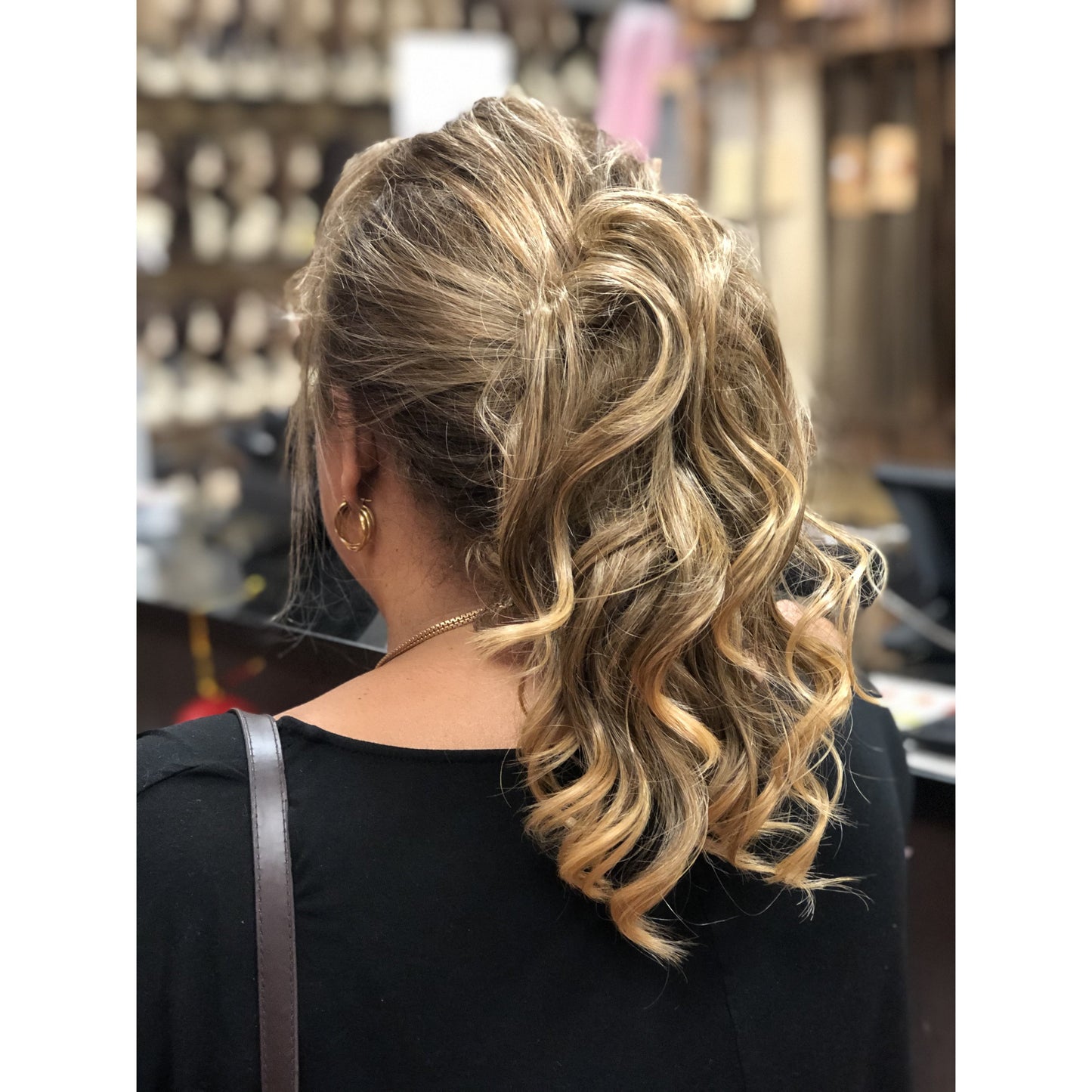 NEW! 12" SIMPLY WAVY CLIP-ON PONY by Hairdo - BeautyGiant USA