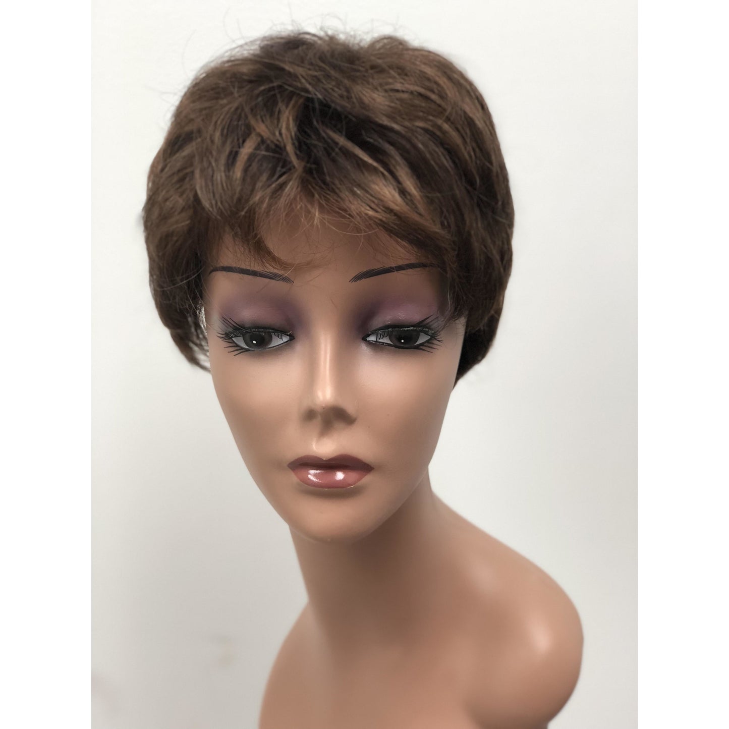 WINNER ELITE AVERAGE WIG By Raquel Welch - BeautyGiant USA