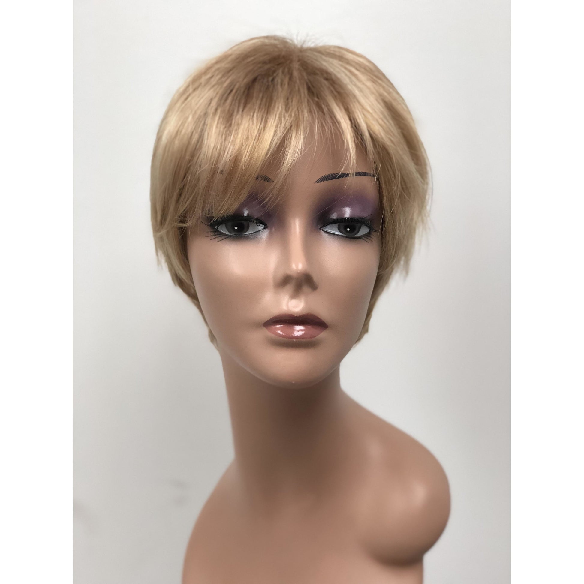 CUTTING EDGE AVERAGE WIG By Raquel Welch - BeautyGiant USA